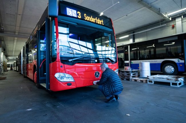 Chur Bus mit ZH-Schilder